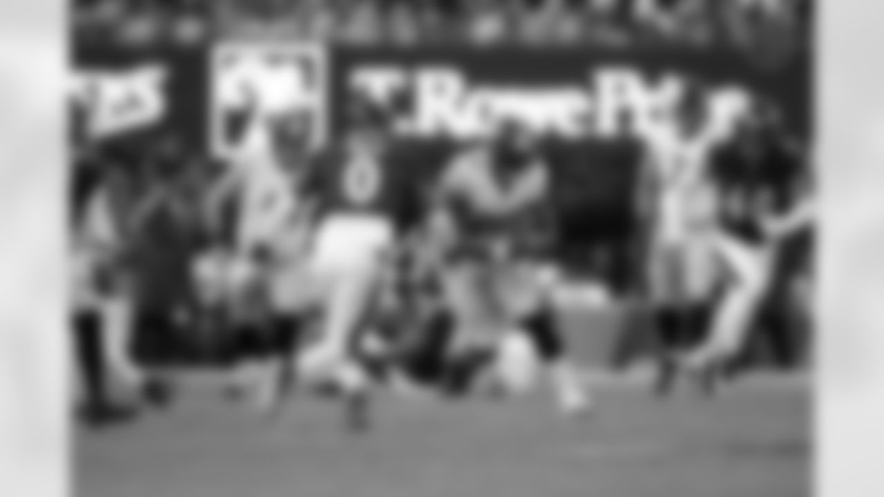 Pittsburgh Steelers tight end Darnell Washington (80) during a regular season game between the Pittsburgh Steelers and the Baltimore Ravens, Sunday, Dec. 7, 2025 in Baltimore, MD. The Steelers defeated the Ravens 27-22. (Karl Roser / Pittsburgh Steelers)