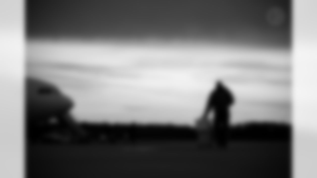 Pittsburgh Steelers tight end Jonnu Smith (81) travels to Detroit on Saturday, Dec. 20, 2025 for the Week 16 regular season matchup against the Detroit Lions. (Karl Roser / Pittsburgh Steelers)