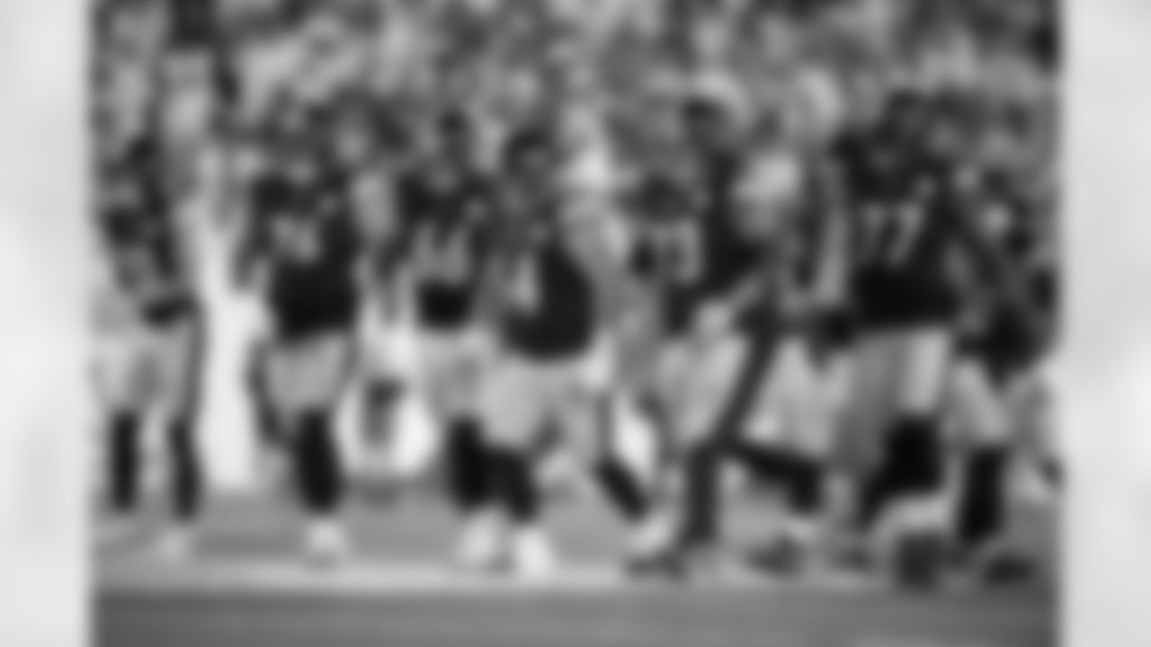 The Pittsburgh Steelers offensive line during a regular season game between the Pittsburgh Steelers and the Cincinnati Bengals, Thursday, Oct. 16, 2025 in Cincinnati, OH. The Bengals beat the Steelers 33-31. (Karl Roser / Pittsburgh Steelers)