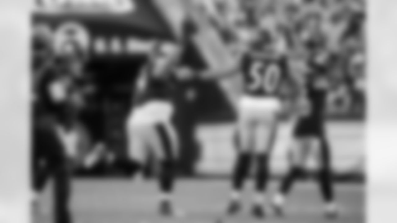 Pittsburgh Steelers defensive tackle Derrick Harmon (99) and Pittsburgh Steelers linebacker Malik Harrison (50) during a regular season game between the Pittsburgh Steelers and the Indianapolis Colts, Sunday, Nov. 2, 2025 in Pittsburgh, PA. The Steelers defeated the Colts 27-20. (Karl Roser / Pittsburgh Steelers)