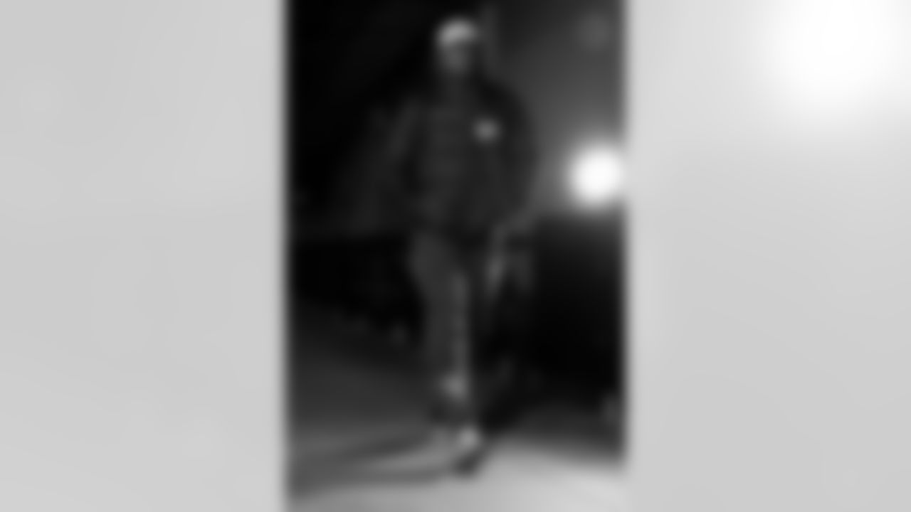 Pittsburgh Steelers punter Corliss Waitman (3) during a regular season game between the Pittsburgh Steelers and the Miami Dolphins, Monday, Dec. 15, 2025 in Pittsburgh, PA. (Alysa Rubin / Pittsburgh Steelers)