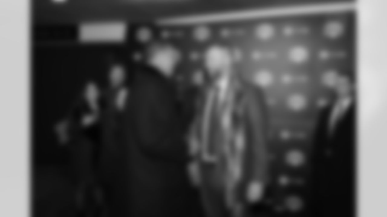 The Pittsburgh Steelers celebrate the 2025 Hall of Honor Class during the Hall of Honor Dinner Ceremony presented by U.S. Steel on Sunday, Dec. 14, 2025 in Pittsburgh, PA. (Karl Roser / Pittsburgh Steelers)