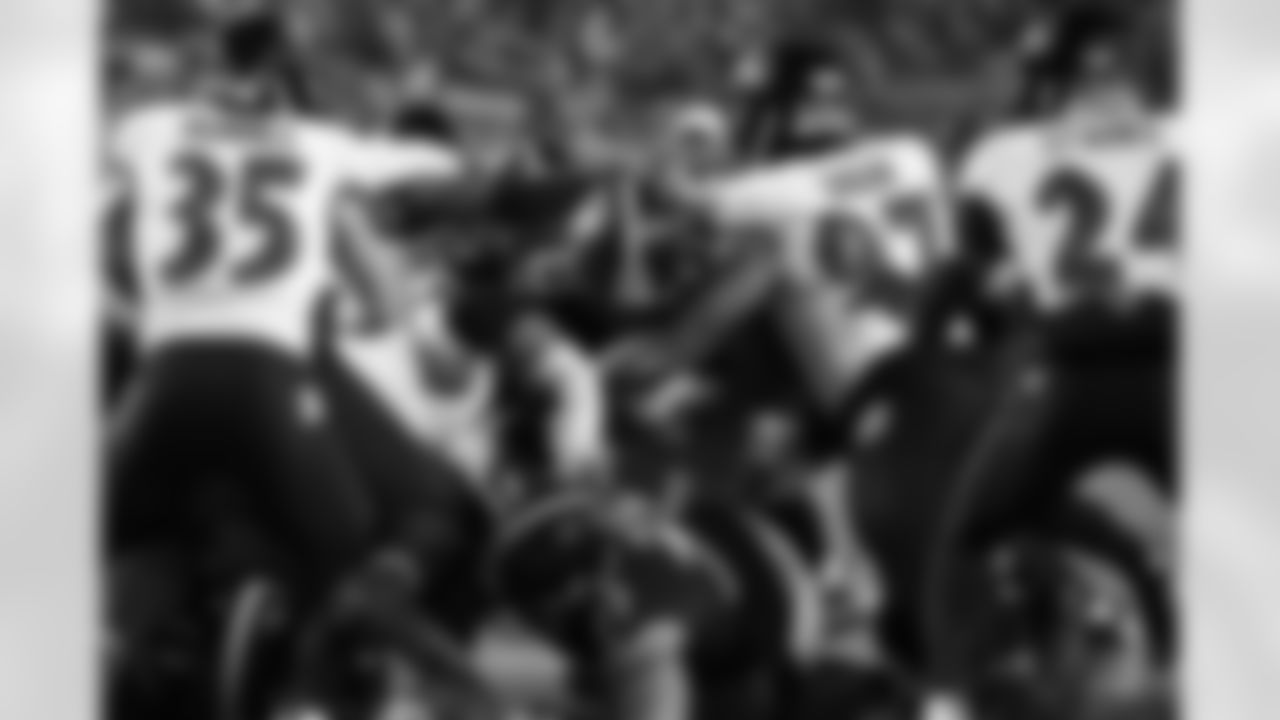 Pittsburgh Steelers tight end/fullback Connor Heyward (83) during a regular season game between the Pittsburgh Steelers and the Baltimore Ravens, Sunday, Jan. 4, 2026 in Pittsburgh, PA.  (Taylor Ollason / Pittsburgh Steelers)