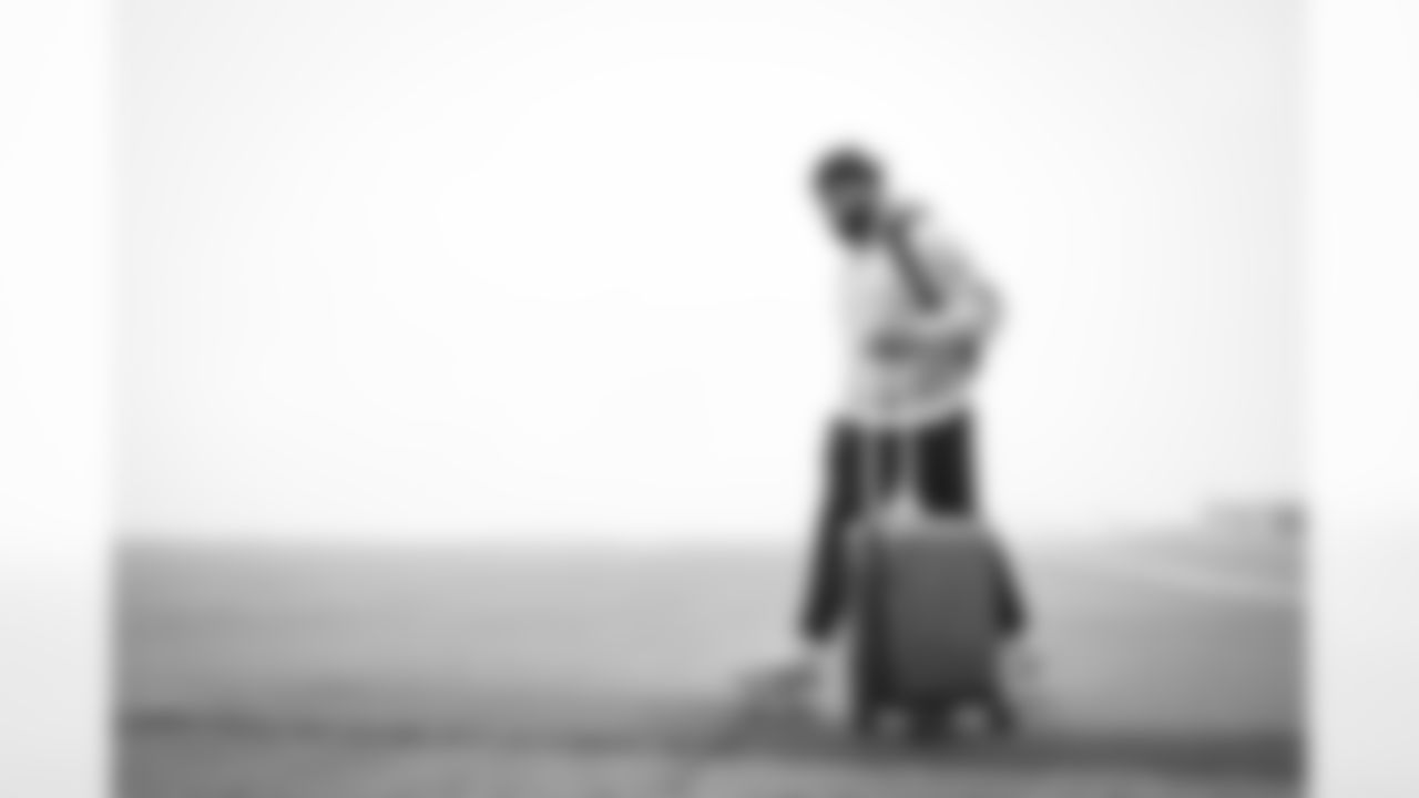 Pittsburgh Steelers linebacker Patrick Queen (6) travels to Los Angeles on Saturday, Nov. 8, 2025 for the Week 10 regular season matchup against the Los Angeles Chargers. (Alysa Rubin / Pittsburgh Steelers)