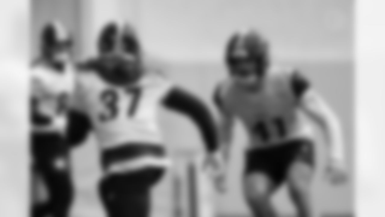 Pittsburgh Steelers linebacker Payton Wilson (41) during practice at the UPMC Rooney Sports Complex preparing for a Wild Card matchup against the Houston Texans, Saturday, Jan. 10, 2026 in Pittsburgh, PA. (Alysa Rubin / Pittsburgh Steelers)