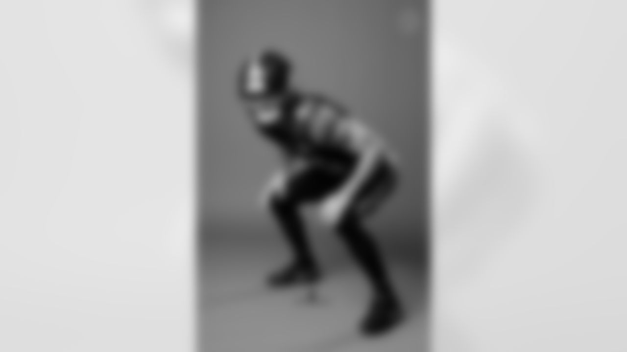 Pittsburgh Steelers linebacker Payton Wilson (41) wears the color rush uniform during a photoshoot, Tuesday, Dec. 2, 2025 in Pittsburgh, PA. (Alysa Rubin / Pittsburgh Steelers)
