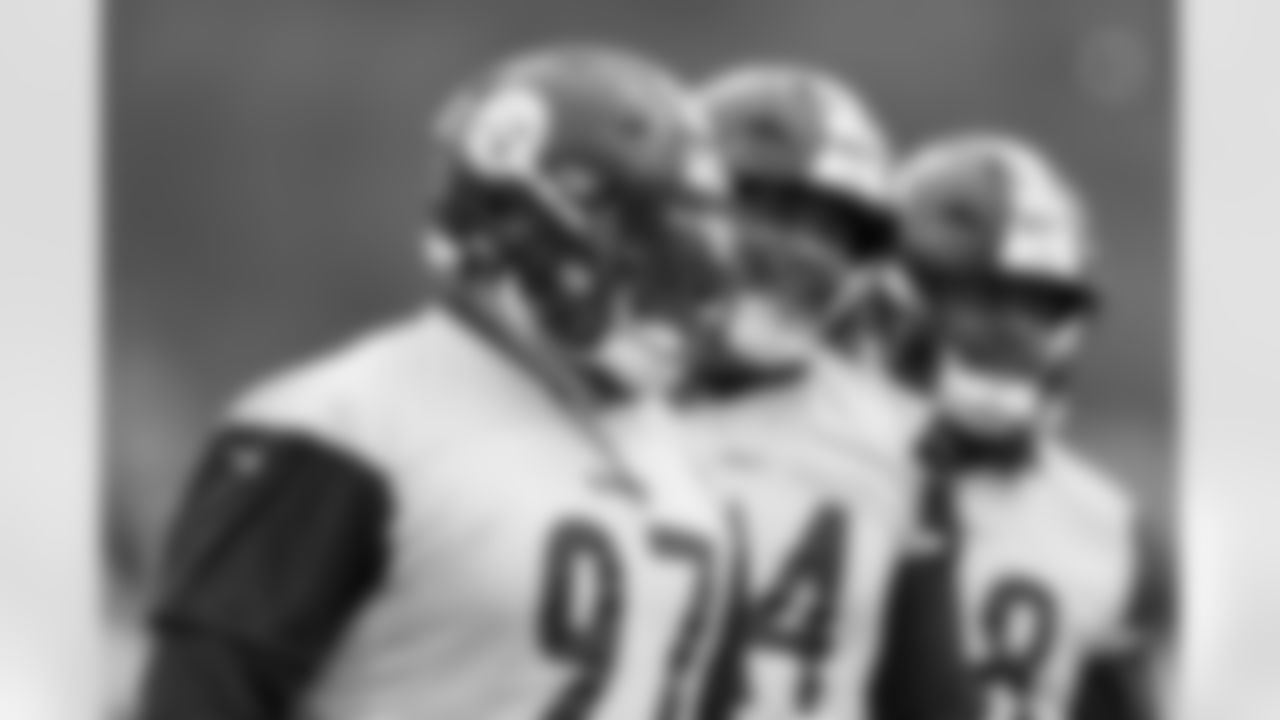 Pittsburgh Steelers defensive tackle Cameron Heyward (97) during practice at the UPMC Rooney Sports Complex preparing for a Week 13 matchup against the Buffalo Bills, Friday, Nov. 28, 2025 in Pittsburgh, PA. (Karl Roser / Pittsburgh Steelers)