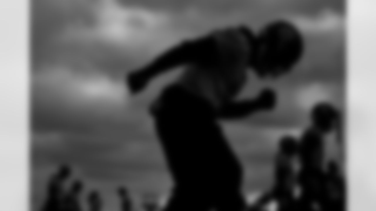 Pittsburgh Steelers running back Kenneth Gainwell (14) during practice at the UPMC Rooney Sports Complex preparing for a Week 13 matchup against the Buffalo Bills, Friday, Nov. 28, 2025 in Pittsburgh, PA. (Karl Roser / Pittsburgh Steelers)