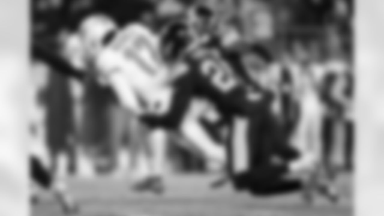 Pittsburgh Steelers cornerback Joey Porter Jr. (24) during a regular season game between the Pittsburgh Steelers and the Miami Dolphins, Monday, Dec. 15, 2025 in Pittsburgh, PA. (Karl Roser / Pittsburgh Steelers)