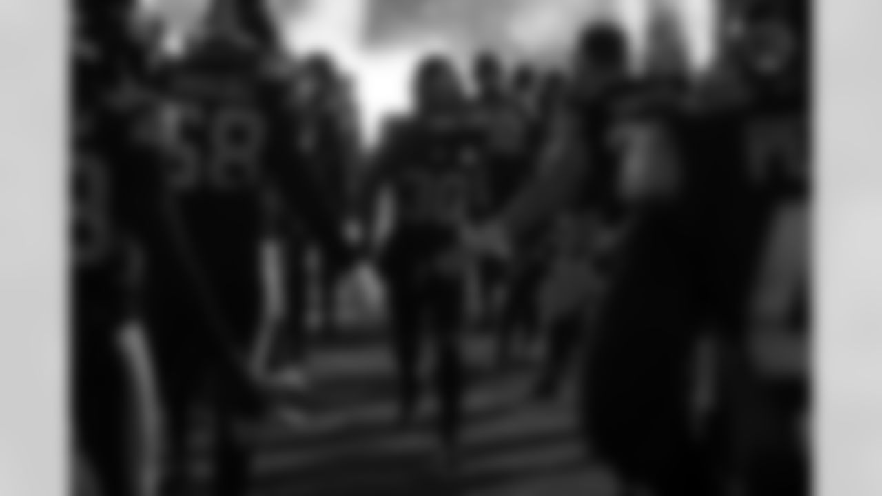 Pittsburgh Steelers running back Jaylen Warren (30) during a regular season game between the Pittsburgh Steelers and the Miami Dolphins, Monday, Dec. 15, 2025 in Pittsburgh, PA. (Jared Wickerham / Pittsburgh Steelers)