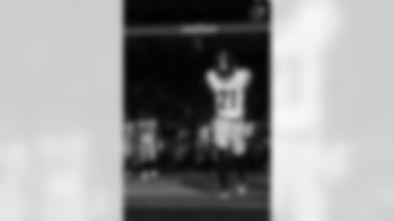 Pittsburgh Steelers defensive back Chuck Clark (21) during a regular season game between the Pittsburgh Steelers and the Detroit Lions, Sunday, Dec. 21, 2025 in Detroit, MI. (Alysa Rubin / Pittsburgh Steelers)