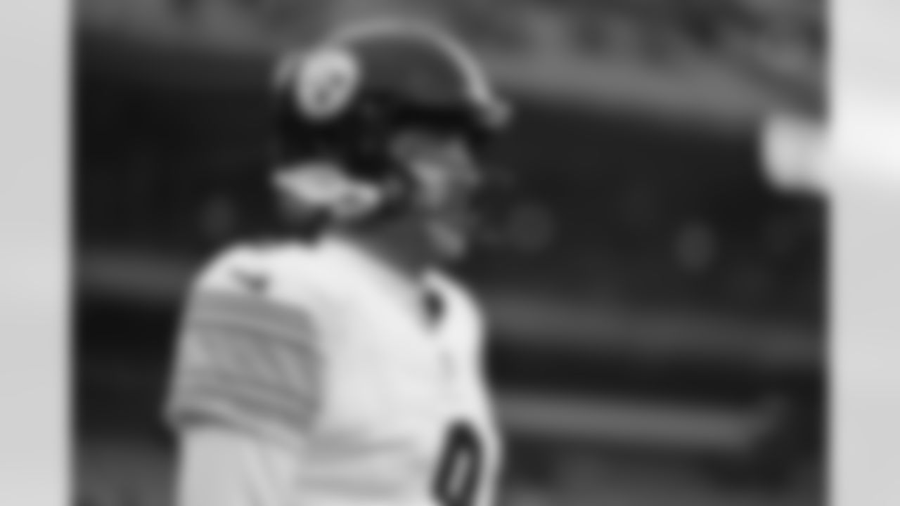 Pittsburgh Steelers quarterback Aaron Rodgers (8) during a regular season game between the Pittsburgh Steelers and the Cleveland Browns, Sunday, Dec. 28, 2025 in Cleveland, OH. (Karl Roser / Pittsburgh Steelers)