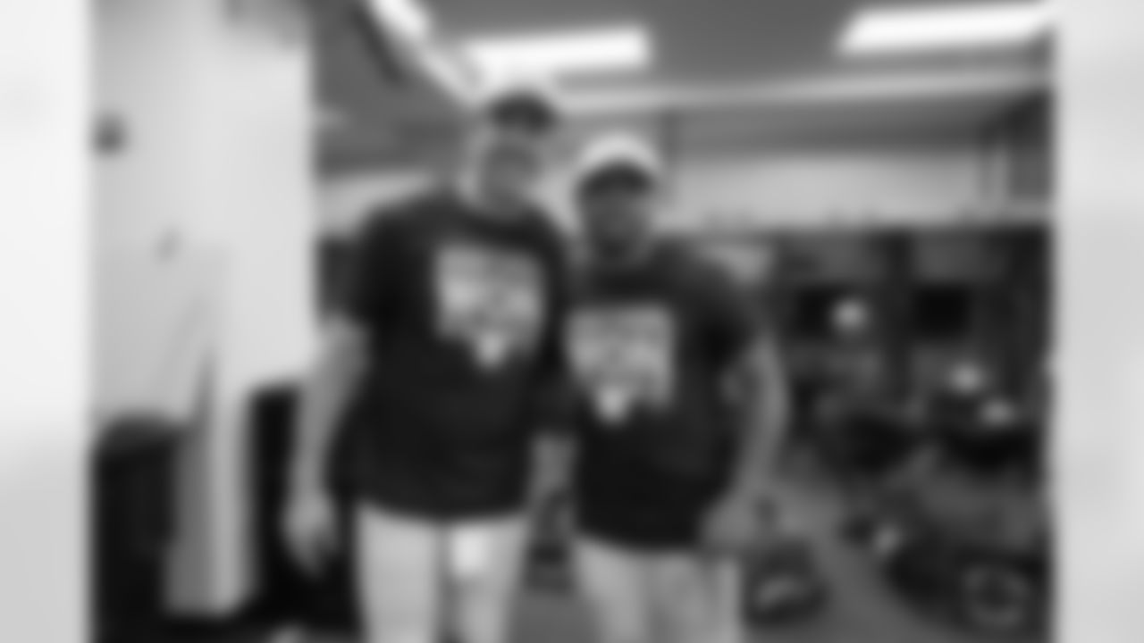 Pittsburgh Steelers quarterback Aaron Rodgers (8) and Pittsburgh Steelers running back Kenneth Gainwell (14) following a regular season game between the Pittsburgh Steelers and the Baltimore Ravens, Sunday, Jan. 4, 2026 in Pittsburgh, PA. The Steelers defeated the Ravens 26-24. (Karl Roser / Pittsburgh Steelers)