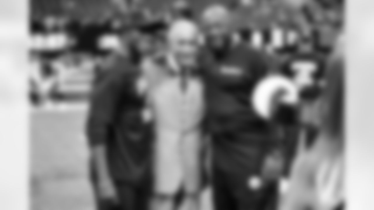 Pittsburgh Steelers head coach Mike Tomlin, Atlanta Falcons head coach Raheem Morris, and Arthur Blank prior to a regular season game between the Pittsburgh Steelers and the Atlanta Falcons, Sunday, Sept. 8, 2024 in Atlanta, GA. (Kyle Hess / Pittsburgh Steelers)