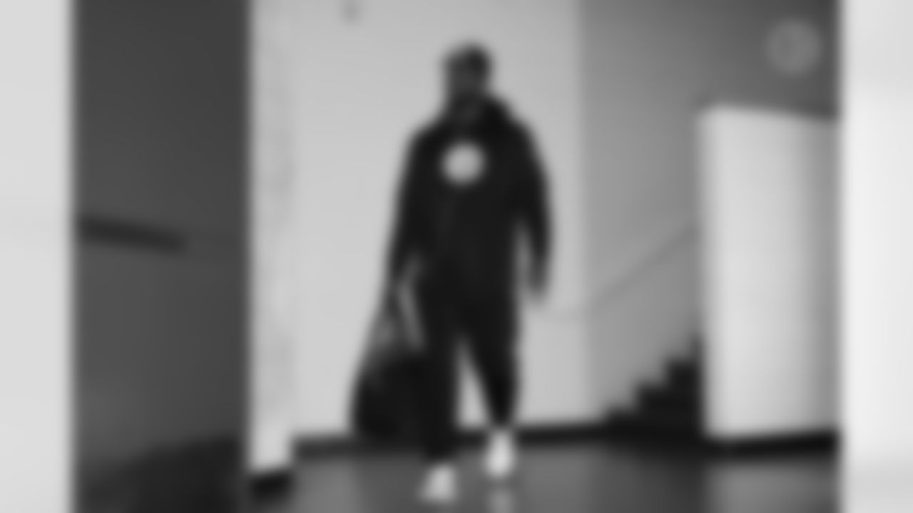 Pittsburgh Steelers linebacker Jeremiah Moon (53) during a regular season game between the Pittsburgh Steelers and the Detroit Lions, Sunday, Dec. 21, 2025 in Detroit, MI. (Alysa Rubin / Pittsburgh Steelers)