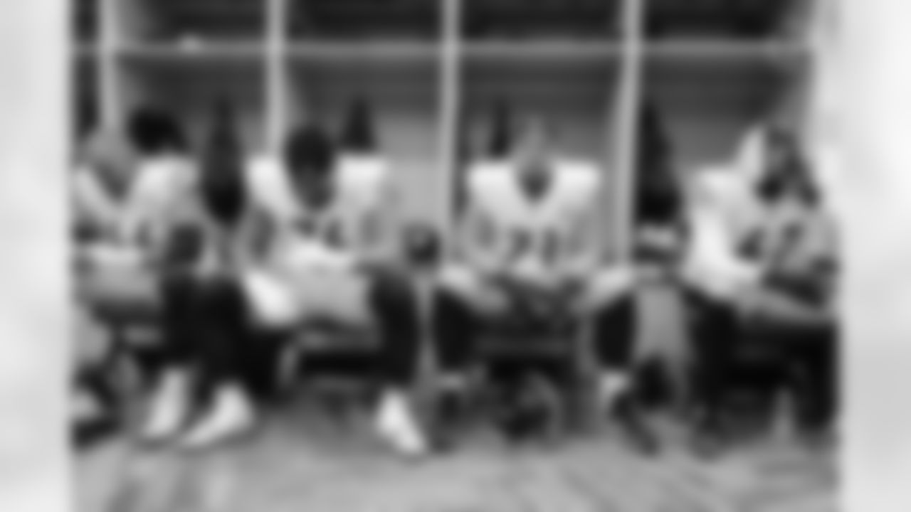 Pittsburgh Steelers guard Mason McCormick (66) Pittsburgh Steelers offensive tackle Troy Fautanu (76) Pittsburgh Steelers guard Andrus Peat (71) Pittsburgh Steelers offensive lineman Calvin Anderson (67) during a regular season game between the Pittsburgh Steelers and the Los Angeles Chargers, Sunday, Nov. 9, 2025 in Inglewood, CA. (Karl Roser / Pittsburgh Steelers)