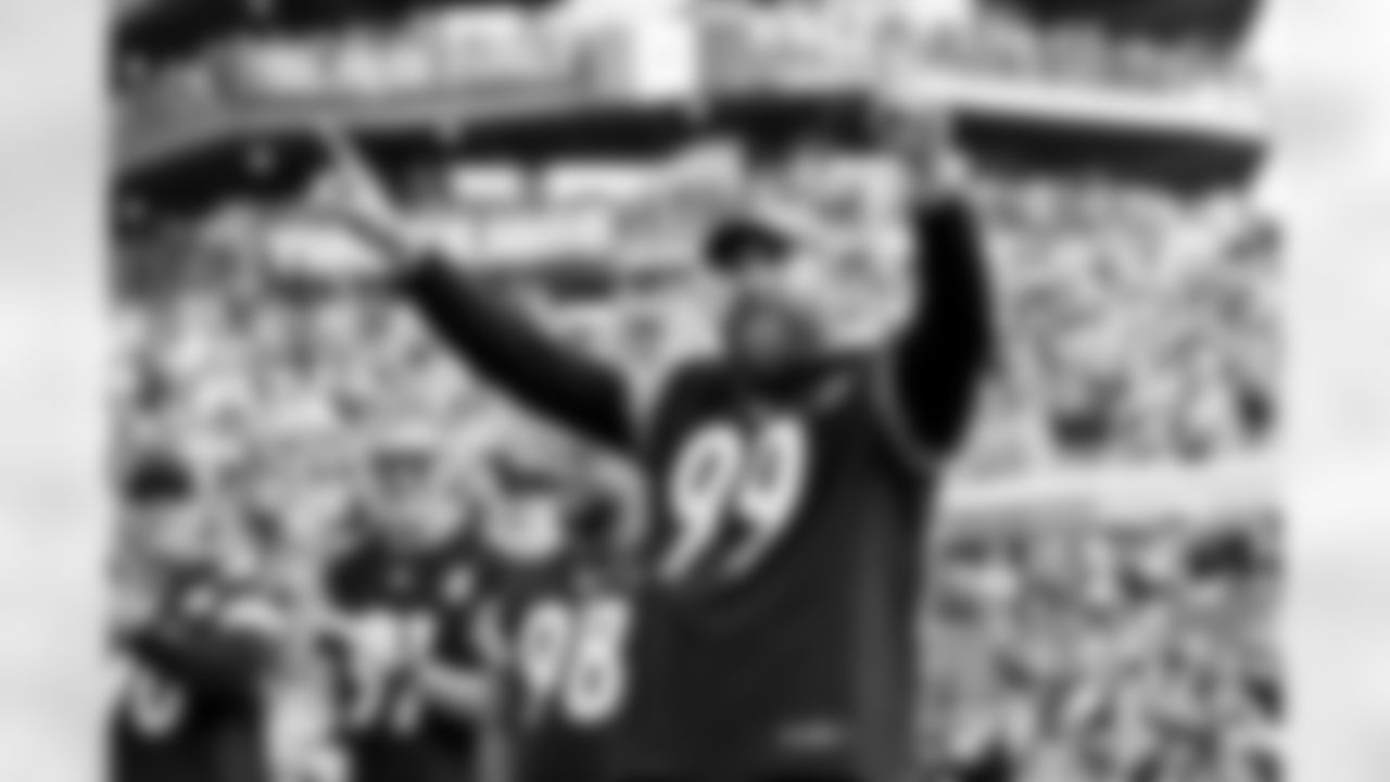 The Pittsburgh Steelers celebrated the 20th anniversary of Super Bowl XL during halftime of a regular season game between the Pittsburgh Steelers and the Indianapolis Colts, Sunday, Nov. 2, 2025 in Pittsburgh, PA. (Karl Roser / Pittsburgh Steelers)