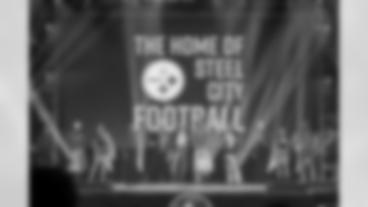 Steelers Style benefiting UPMC Sports Medicine Concussion Program, Cancer Bridges, and the Chuck Noll Foundation, Friday, Oct. 10, 2025 in Pittsburgh, PA. (Karl Roser / Pittsburgh Steelers)