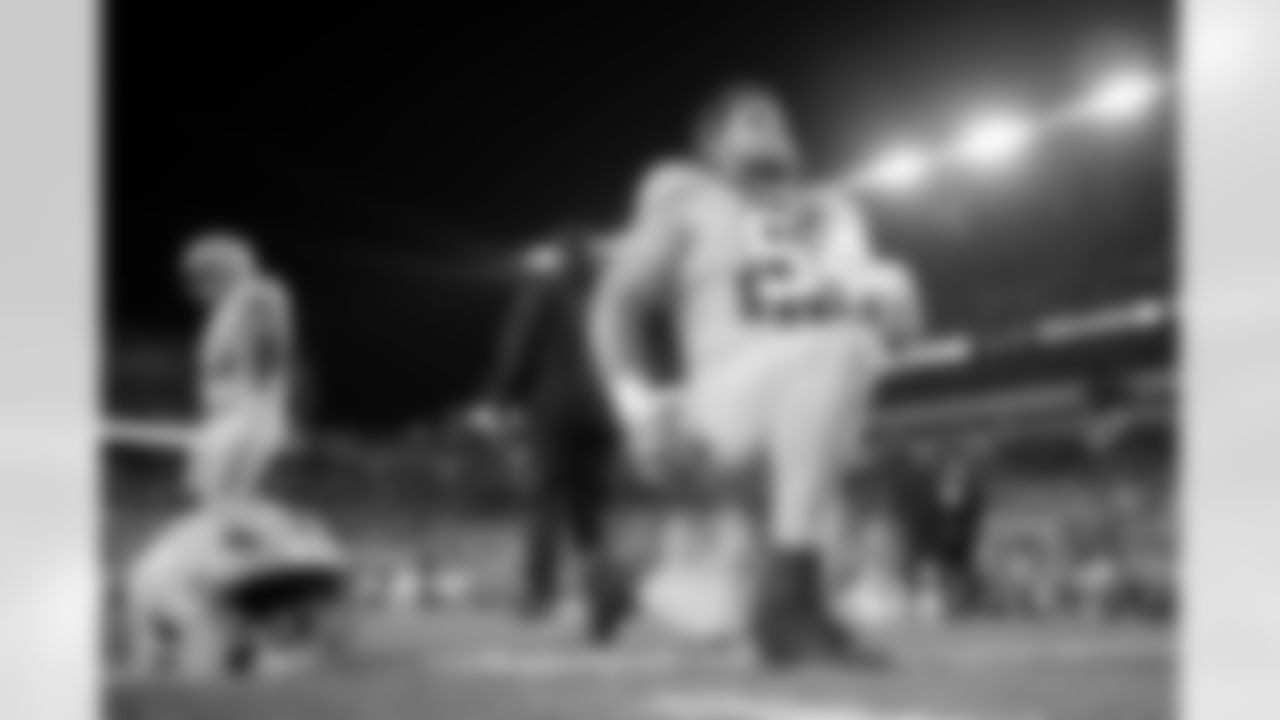 Pittsburgh Steelers center Zach Frazier (54) during a regular season game between the Pittsburgh Steelers and the Green Bay Packers, Sunday, Oct. 26, 2025 in Pittsburgh, PA. The Packers beat the Steelers 35-25. (Karl Roser / Pittsburgh Steelers)