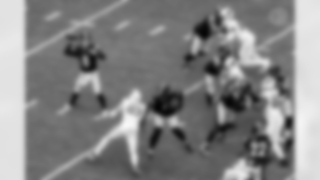 Offense during a regular season game between the Pittsburgh Steelers and the Arizona Cardinals, Sunday, Dec. 3, 2023 in Pittsburgh, PA. The Cardinals beat the Steelers 24-10. (Jared Wickerham / Pittsburgh Steelers)