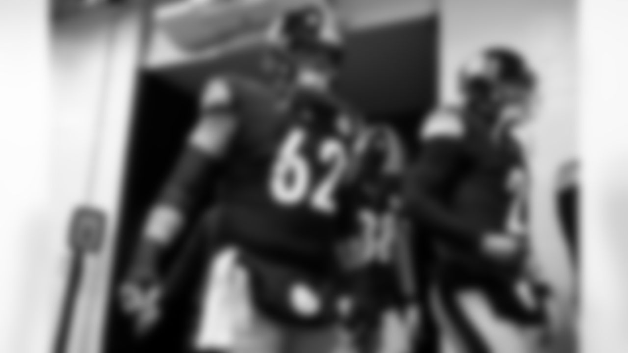 Pittsburgh Steelers center Ryan McCollum (62) during a regular season game between the Pittsburgh Steelers and the Baltimore Ravens, Sunday, Jan. 4, 2026 in Pittsburgh, PA. (Alysa Rubin / Pittsburgh Steelers)