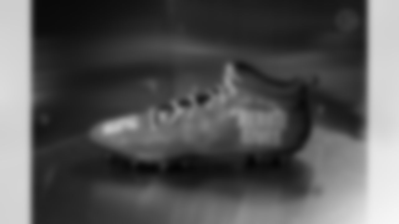 Pittsburgh Steelers linebacker Nick Herbig (51) will showcase his custom cleats supporting Herbie Gives during Week 13. (Alysa Rubin / Pittsburgh Steelers)