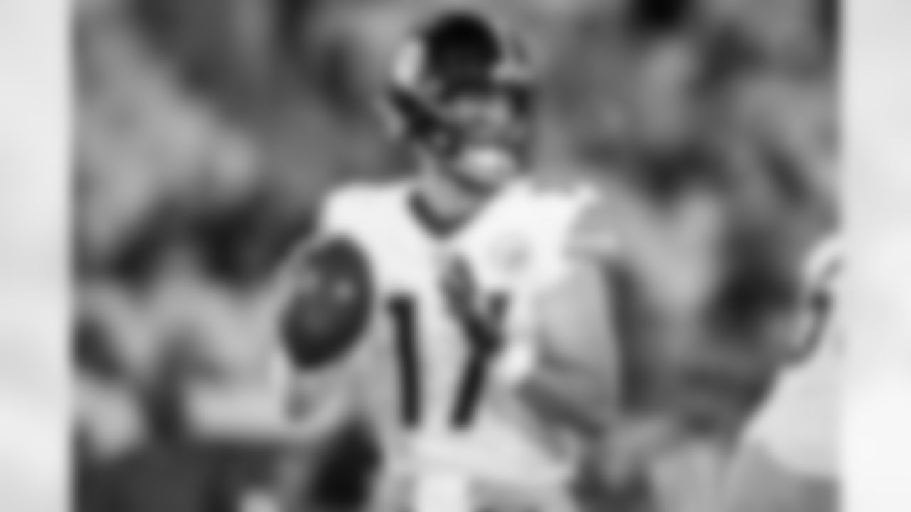 Pittsburgh Steelers quarterback Skylar Thompson (17) during a preseason game between the Pittsburgh Steelers and the Jacksonville Jaguars, on Saturday August 9, 2025 in Jacksonville, FL. (Karl Roser / Pittsburgh Steelers)