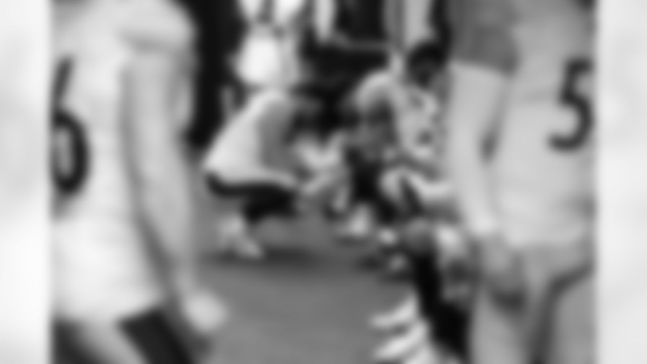Pittsburgh Steelers defensive end Logan Lee (91) and defensive end Yahya Black (94) pray together prior to a regular season game against the Detroit Lions, Sunday, Dec. 21, 2025 in Detroit, MI. The Steelers defeated the Lions 29-24. During pregame in the locker room there are many small quiet and subtle moments that seem on the surface to not be much of anything but I enjoy highlighting those small moments, drawing notice to them. (Karl Roser / Pittsburgh Steelers)

Model: NIKON Z 9
Lens (mm): 105
ISO: 2000
Aperture: 2
Shutter: 1/320