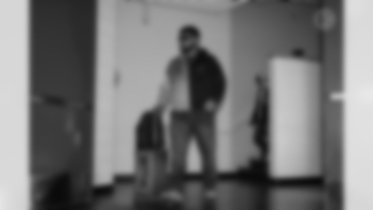 Pittsburgh Steelers offensive tackle Troy Fautanu (76) during a regular season game between the Pittsburgh Steelers and the Detroit Lions, Sunday, Dec. 21, 2025 in Detroit, MI. (Alysa Rubin / Pittsburgh Steelers)