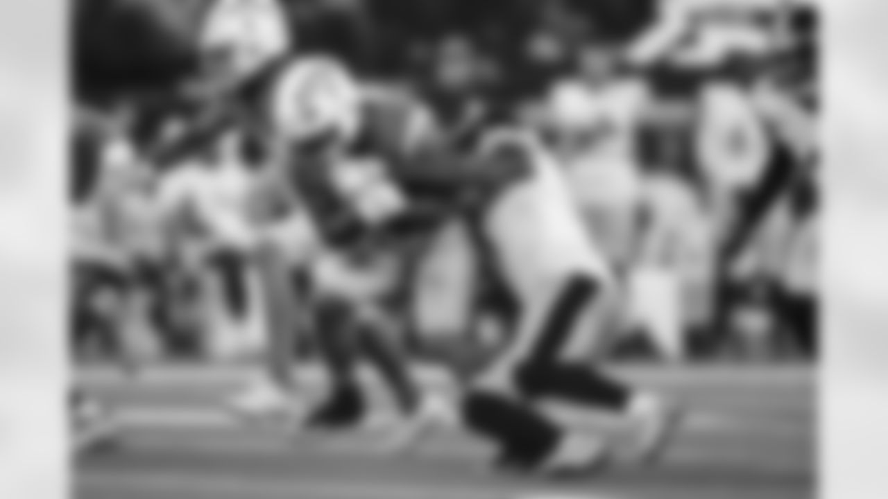 Pittsburgh Steelers wide receiver Roman Wilson (10) during a regular season game between the Pittsburgh Steelers and the Los Angeles Chargers, Sunday, Nov. 9, 2025 in Inglewood, CA. (Alysa Rubin / Pittsburgh Steelers)