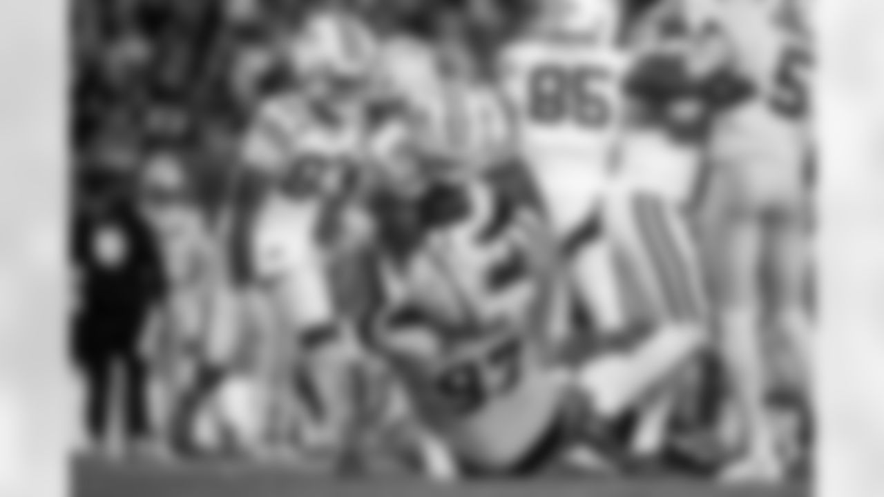 Pittsburgh Steelers defensive tackle Cameron Heyward (97) tackles his opponent during a regular season game against the Green Bay Packers, Sunday, Oct. 26, 2025 in Pittsburgh, PA. The Packers beat the Steelers 35-25. (Alysa Rubin / Pittsburgh Steelers)