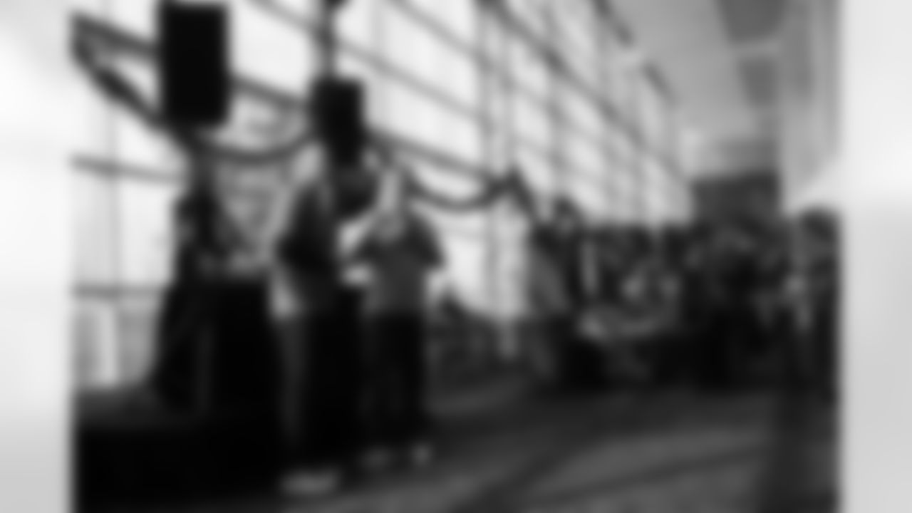 The Steelers welcomed fans from Mexico and Spain for an appreciation party prior to Monday night's game on Sunday, Dec. 14, 2025 in Pittsburgh, PA. (Emilee Fails / Pittsburgh Steelers)