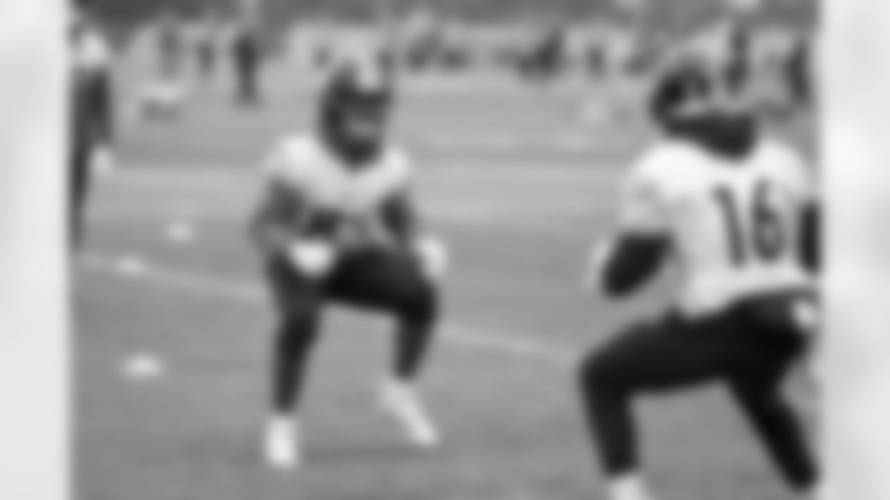 Pittsburgh Steelers wide receiver Ke'Shawn Williams (85) during practice at the UPMC Rooney Sports Complex preparing for a Week 12 matchup against the Chicago Bears, Thursday, Nov. 20, 2025 in Pittsburgh, PA. (Karl Roser / Pittsburgh Steelers)