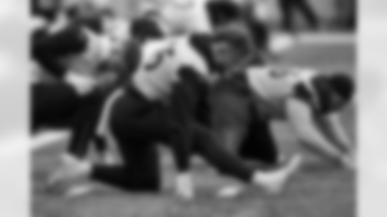 Pittsburgh Steelers linebacker Cole Holcomb (55) during practice at the UPMC Rooney Sports Complex preparing for a Week 14 matchup against the Baltimore Ravens, Friday, Dec. 5, 2025 in Pittsburgh, PA. (Karl Roser / Pittsburgh Steelers)