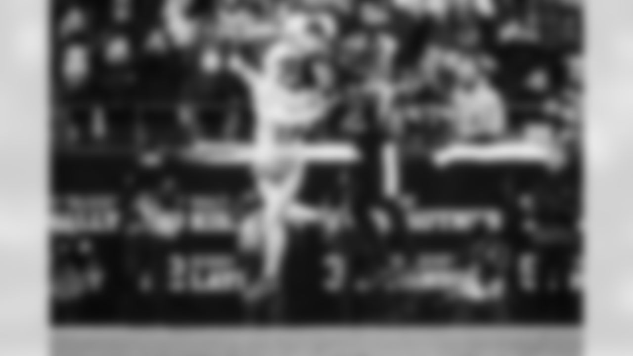 Pittsburgh Steelers cornerback Asante Samuel Jr. (22) intercepts a pass during a regular season game against the Miami Dolphins, Monday, Dec. 15, 2025 in Pittsburgh, PA. The Steelers defeated the Dolphins 28-15. (Alysa Rubin / Pittsburgh Steelers)