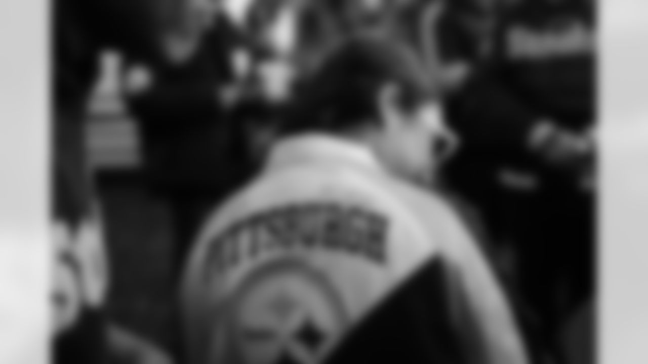 The Steelers welcomed fans from Mexico and Spain for an appreciation party prior to Monday night's game on Sunday, Dec. 14, 2025 in Pittsburgh, PA. (Emilee Fails / Pittsburgh Steelers)