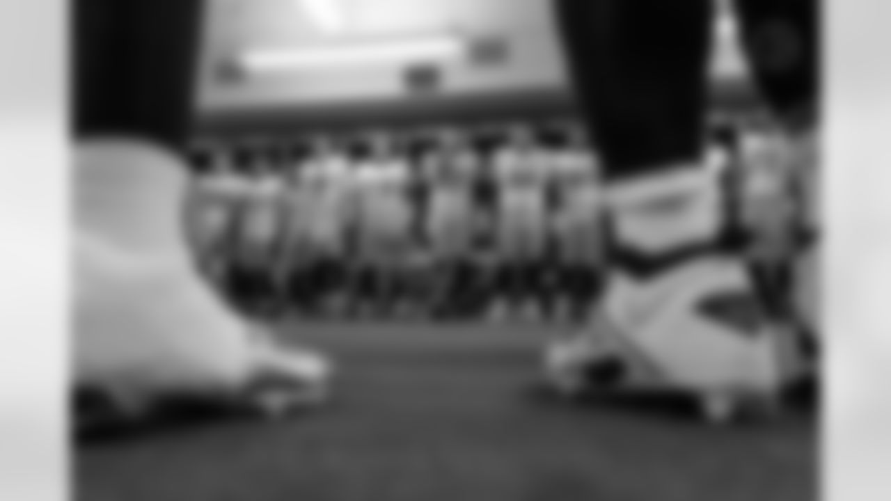 The Pittsburgh Steelers prior to a regular season game between the Pittsburgh Steelers and the Detroit Lions, Sunday, Dec. 21, 2025 in Detroit, MI. The Steelers defeated the Lions 29-24. (Karl Roser / Pittsburgh Steelers)