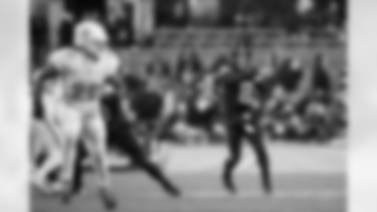 Pittsburgh Steelers quarterback Aaron Rodgers (8) during a regular season game between the Pittsburgh Steelers and the Miami Dolphins, Monday, Dec. 15, 2025 in Pittsburgh, PA. The Steelers defeated the Dolphins 28-15. (Karl Roser / Pittsburgh Steelers)