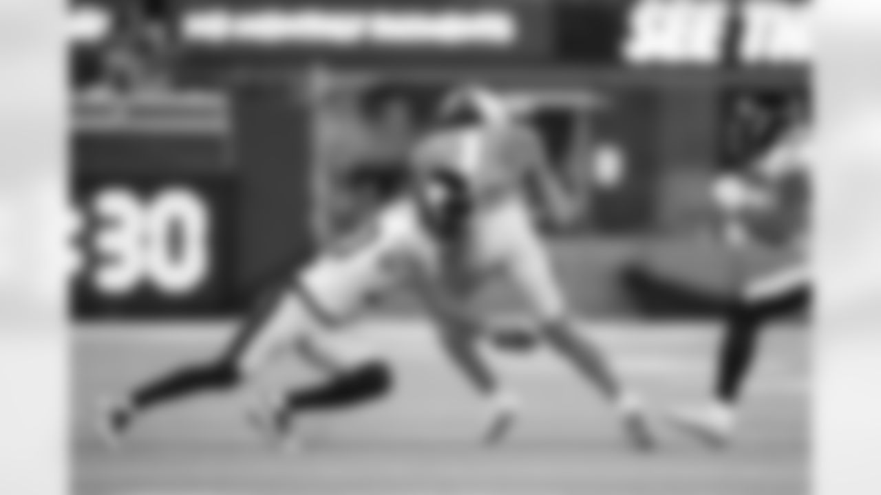 Pittsburgh Steelers cornerback Darius Slay (23) during a regular season game between the Pittsburgh Steelers and the Los Angeles Chargers, Sunday, Nov. 9, 2025 in Inglewood, CA. The Chargers beat the Steelers 25-10. (Karl Roser / Pittsburgh Steelers)