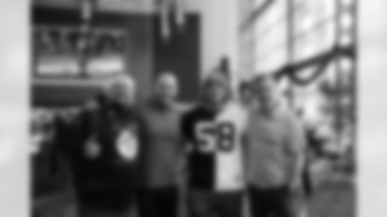 The Steelers welcomed fans from Mexico and Spain for an appreciation party prior to Monday night's game on Sunday, Dec. 14, 2025 in Pittsburgh, PA. (Emilee Fails / Pittsburgh Steelers)