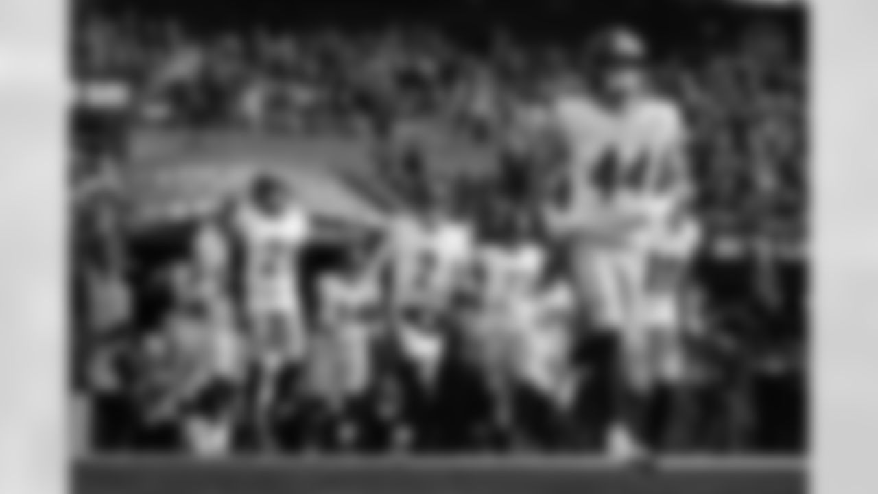 The Pittsburgh Steelers during a regular season game between the Pittsburgh Steelers and the Baltimore Ravens, Sunday, Dec. 7, 2025 in Baltimore, MD. (Taylor Ollason / Pittsburgh Steelers)