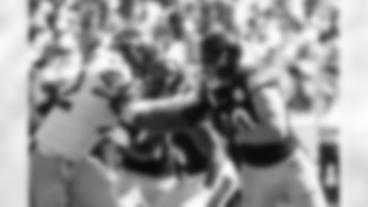 Pittsburgh Steelers linebacker T.J. Watt (90) during a regular season game between the Pittsburgh Steelers and the Seattle Seahawks, Sunday, Sept. 14, 2025 in Pittsburgh, PA. The Seahawks beat the Steelers 31-17. (Taylor Ollason / Pittsburgh Steelers)