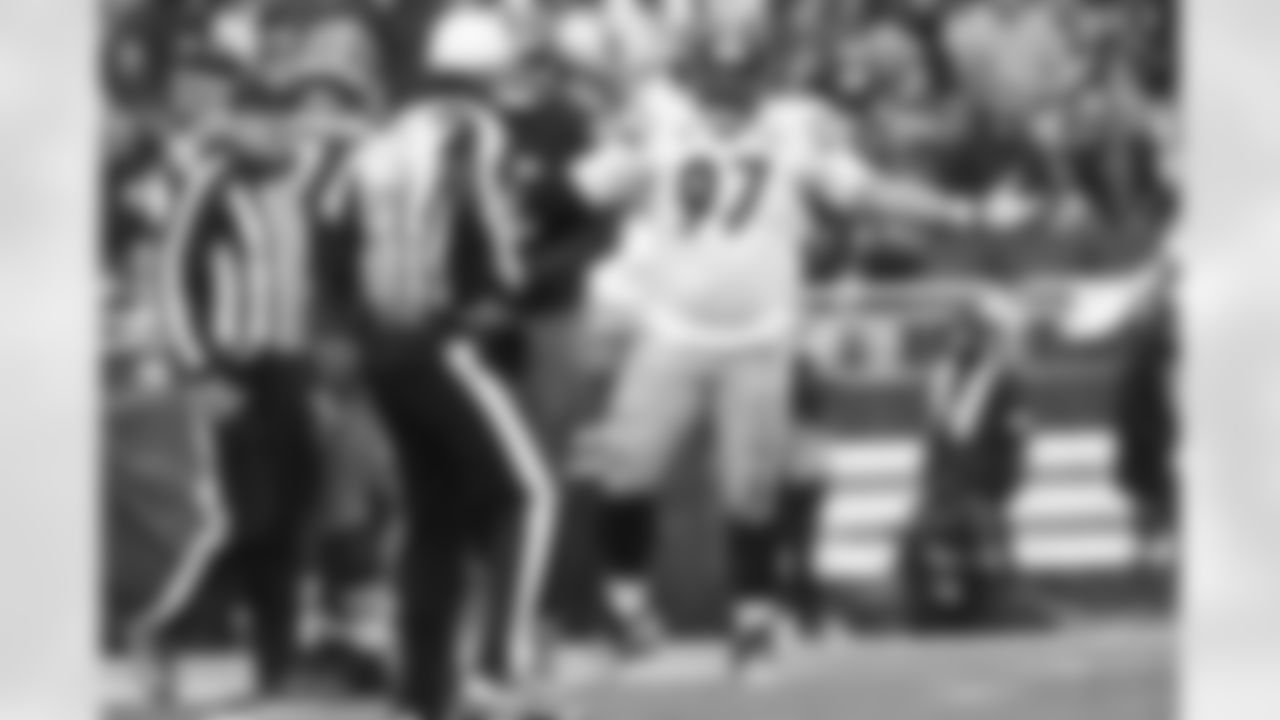 Pittsburgh Steelers defensive tackle Cameron Heyward (97) during a regular season game between the Pittsburgh Steelers and the Cleveland Browns, Sunday, Dec. 28, 2025 in Cleveland, OH. (Jared Wickerham / Pittsburgh Steelers)