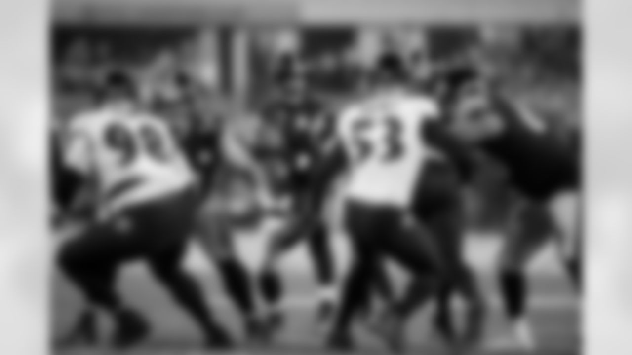 Pittsburgh Steelers quarterback Aaron Rodgers (8) during a regular season game between the Pittsburgh Steelers and the Baltimore Ravens, Sunday, Jan. 4, 2026 in Pittsburgh, PA. The Steelers defeated the Ravens 26-24. (Karl Roser / Pittsburgh Steelers)