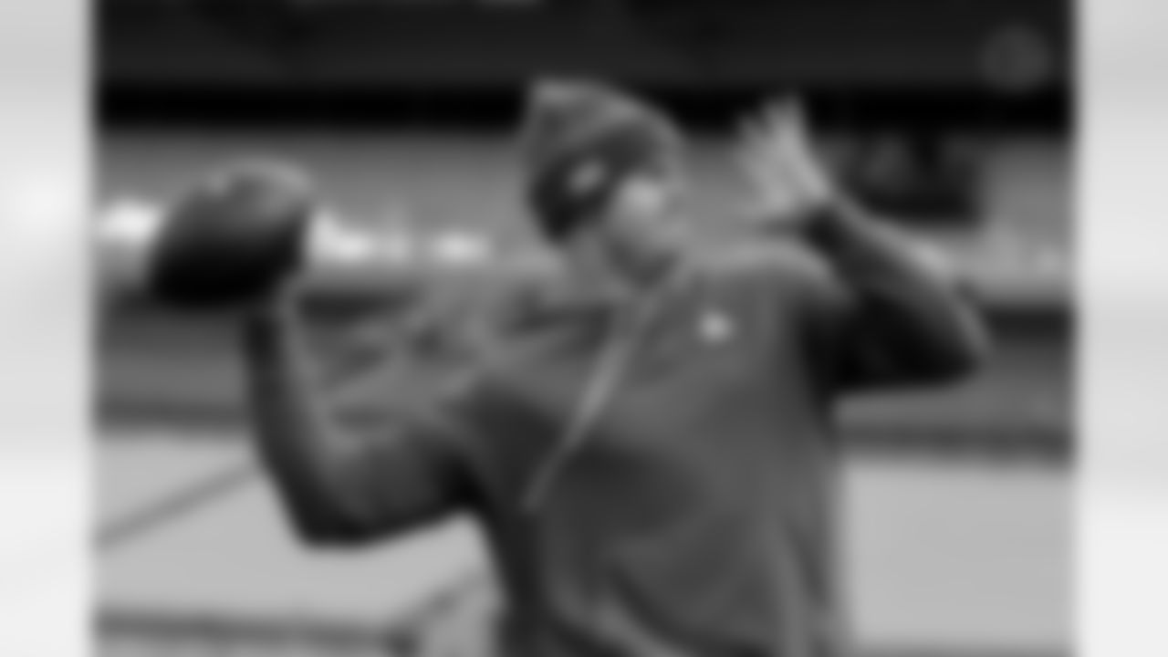 Pittsburgh Steelers quarterback Will Howard (18) during a regular season game between the Pittsburgh Steelers and the Cincinnati Bengals, Sunday, Nov. 16, 2025 in Pittsburgh, PA. (Alysa Rubin / Pittsburgh Steelers)