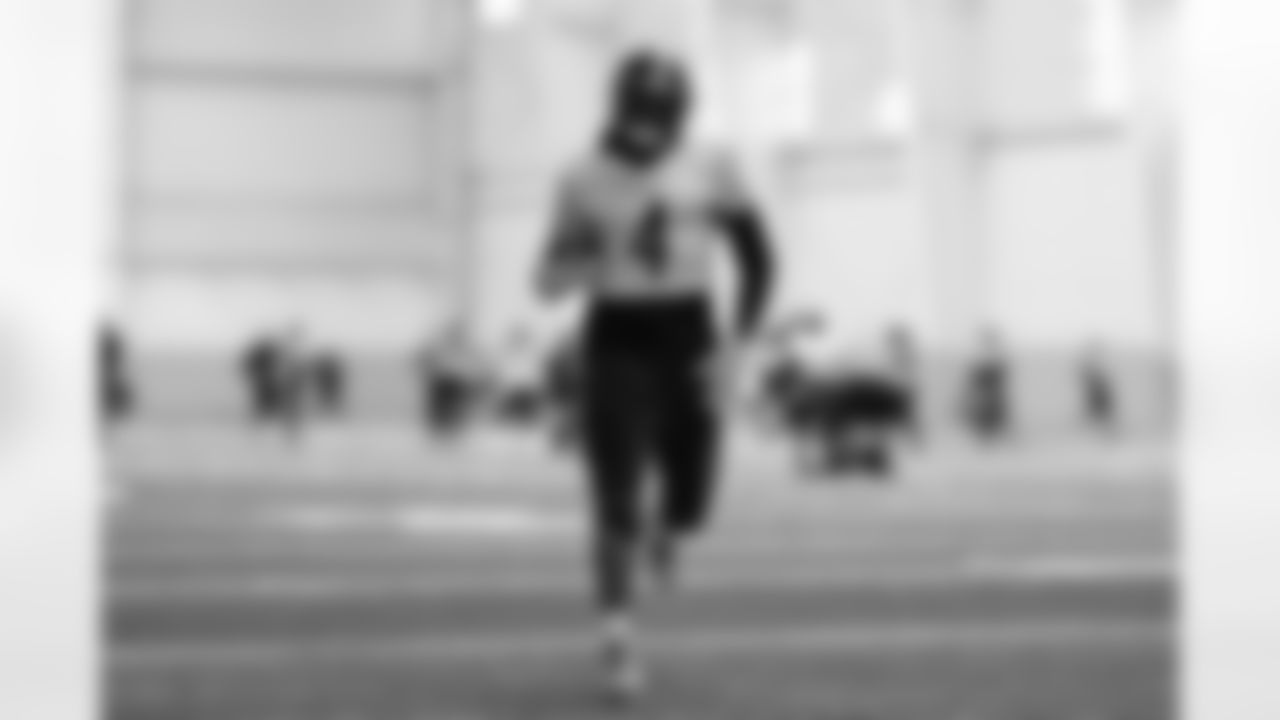 Pittsburgh Steelers wide receiver DK Metcalf (4) during practice at the UPMC Rooney Sports Complex preparing for a Wild Card matchup against the Houston Texans, Saturday, Jan. 10, 2026 in Pittsburgh, PA. (Alysa Rubin / Pittsburgh Steelers)