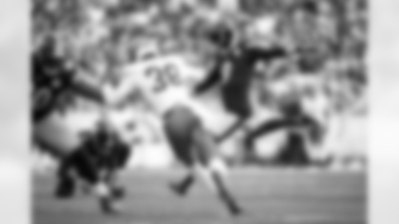 Pittsburgh Steelers kicker Chris Boswell (9) and Pittsburgh Steelers punter Corliss Waitman (3) during a regular season game between the Pittsburgh Steelers and the Cincinnati Bengals, Sunday, Nov. 16, 2025 in Pittsburgh, PA. The Steelers defeated the Bengals 34-12. (Karl Roser / Pittsburgh Steelers)