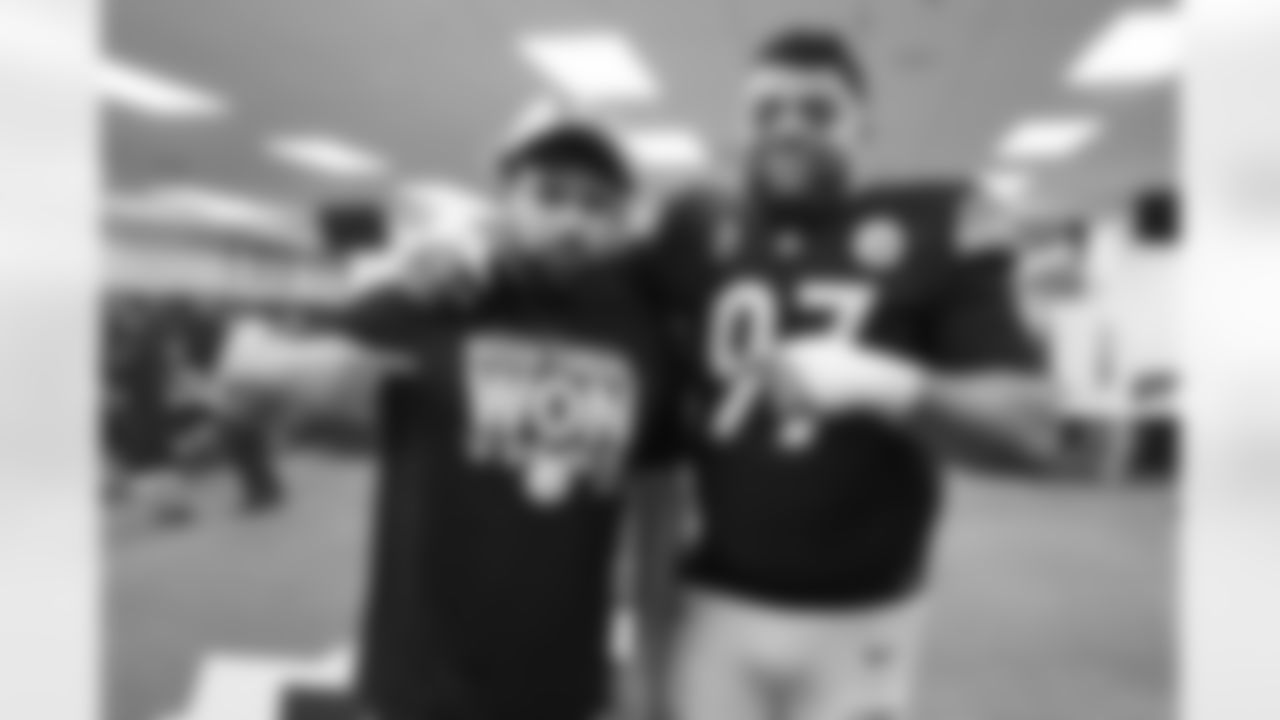 Pittsburgh Steelers tight end/fullback Connor Heyward (83) and defensive tackle Cameron Heyward (97) during a regular season game between the Pittsburgh Steelers and the Baltimore Ravens, Sunday, Jan. 4, 2026 in Pittsburgh, PA. (Karl Roser / Pittsburgh Steelers)