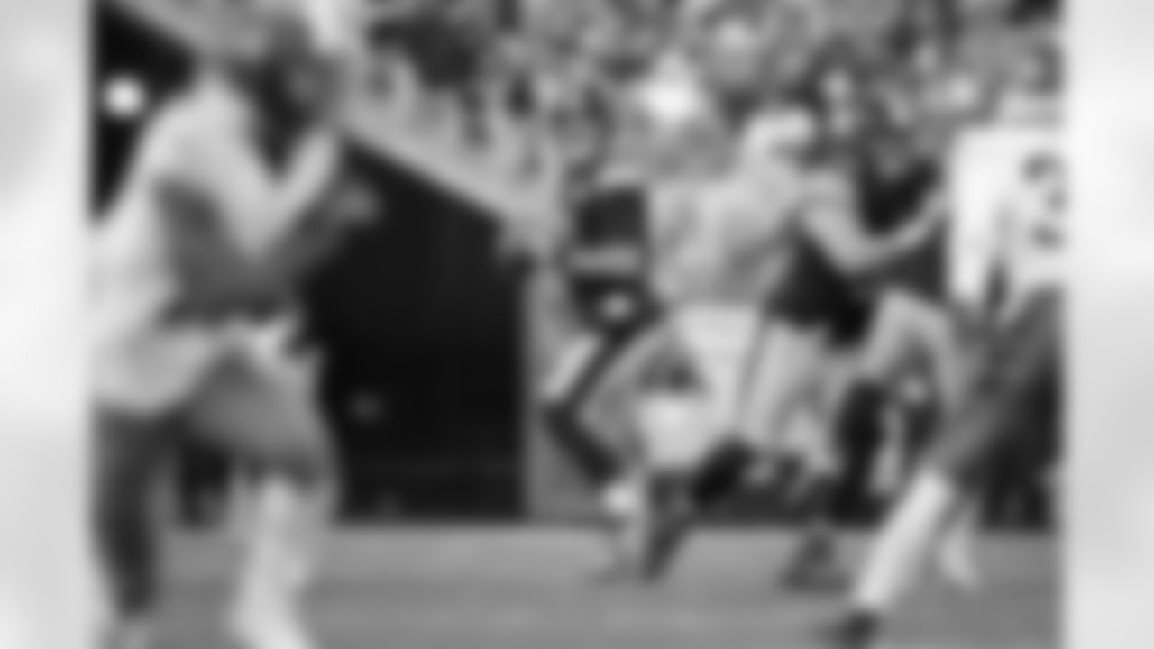 Pittsburgh Steelers quarterback Mason Rudolph (2) during a regular season game between the Pittsburgh Steelers and the Cincinnati Bengals, Sunday, Nov. 16, 2025 in Pittsburgh, PA. The Steelers defeated the Bengals 34-12. (Karl Roser / Pittsburgh Steelers)