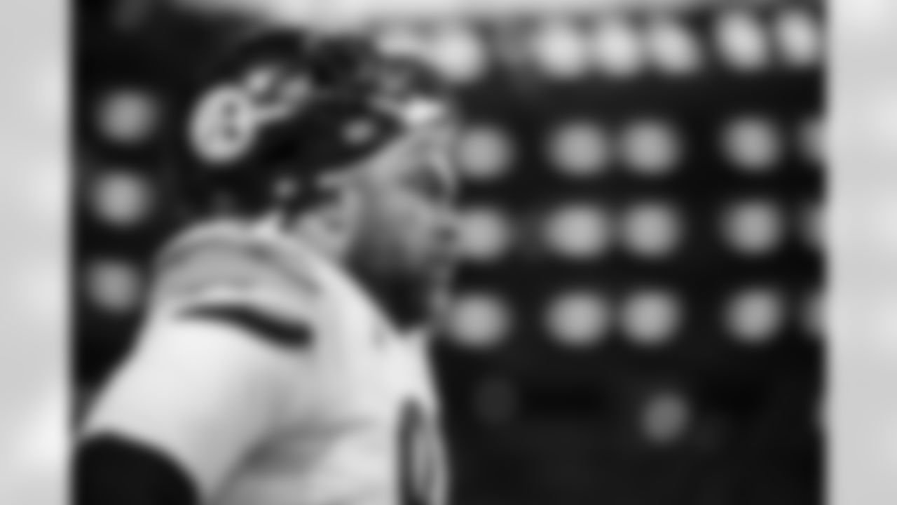 Pittsburgh Steelers defensive tackle Cameron Heyward (97) prior to a regular season game between the Pittsburgh Steelers and the Detroit Lions, Sunday, Dec. 21, 2025 in Detroit, MI. The Steelers defeated the Lions 29-24. (Karl Roser / Pittsburgh Steelers)